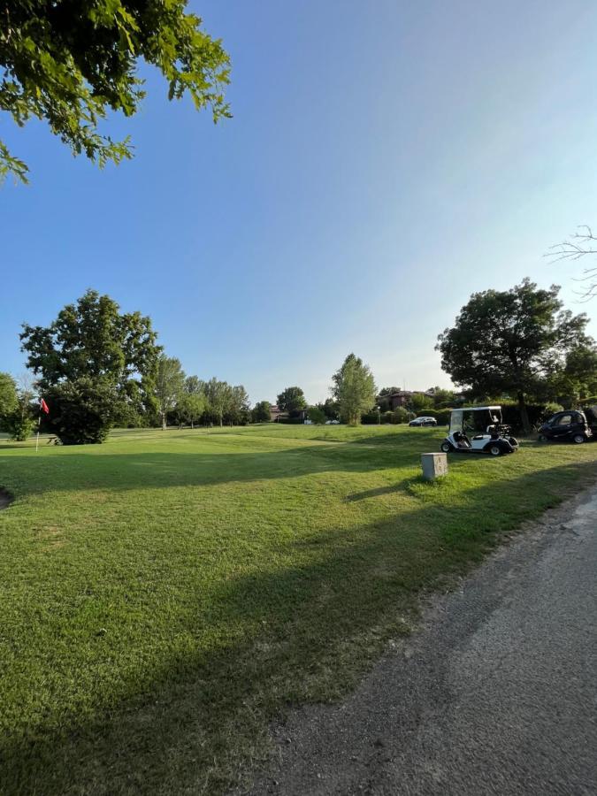 Villa Sofia, Golf Club Formigine Colombaro  Extérieur photo